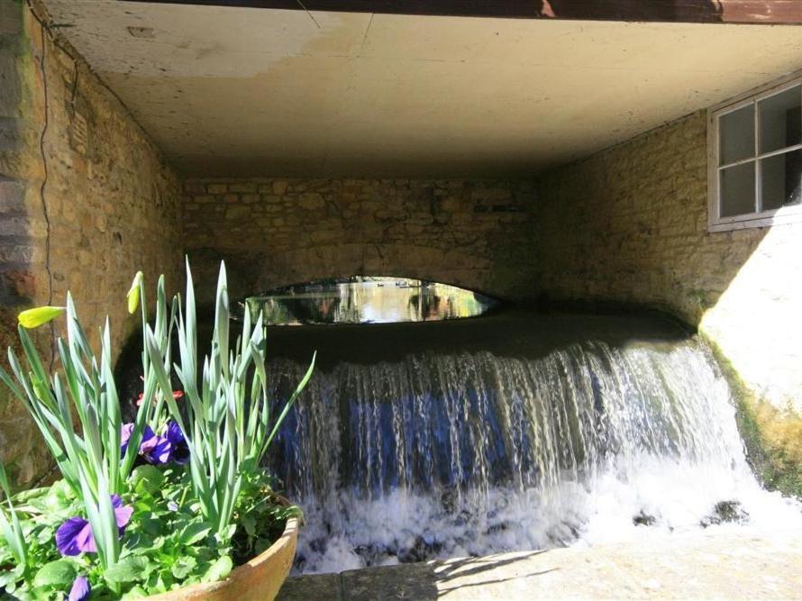 Cider Press Villa Burford Exterior foto